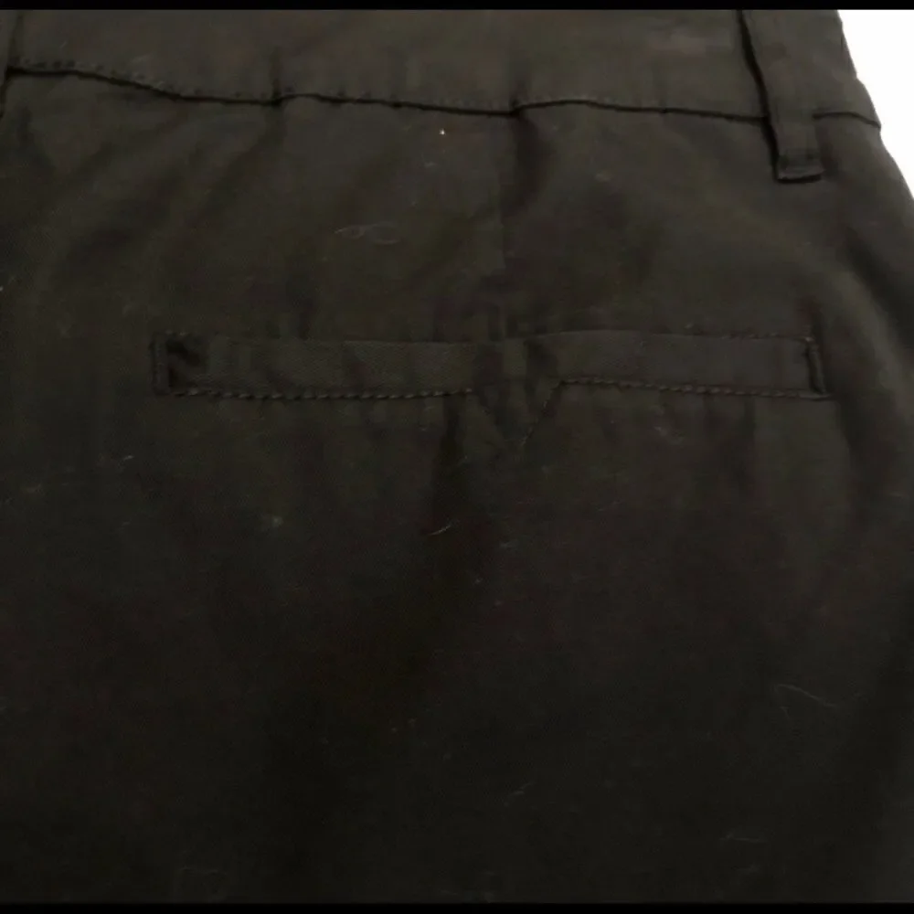 New! ASOS Black Shorts With Raw Hem Sz 32 - Picture 4 of 8